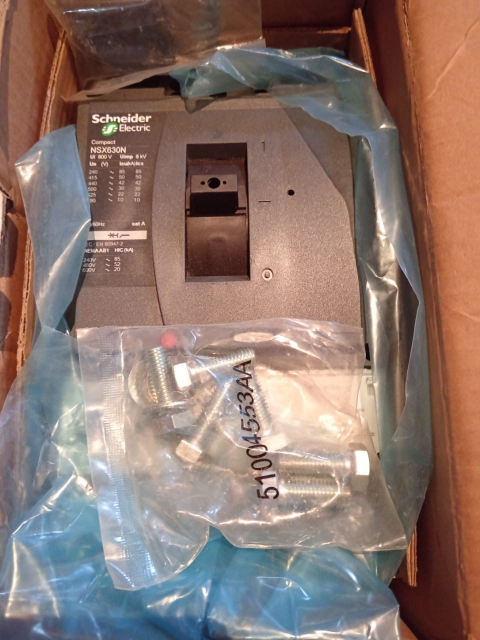 SCHNEIDER ELECTRIC LV432893