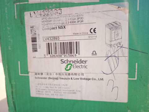 SCHNEIDER ELECTRIC LV432893