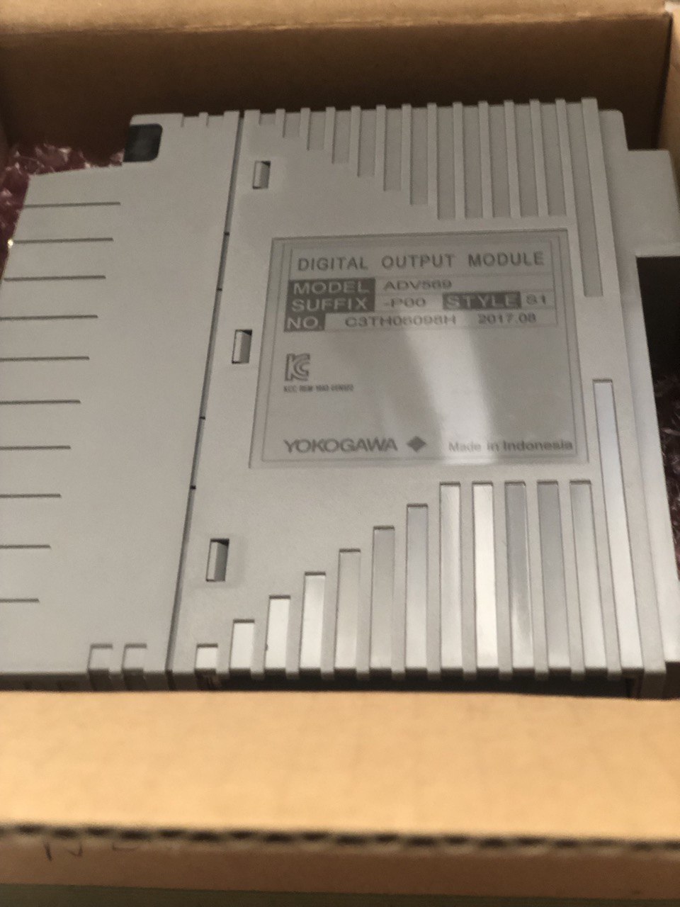 Yokogawa ADV569-P00 S1