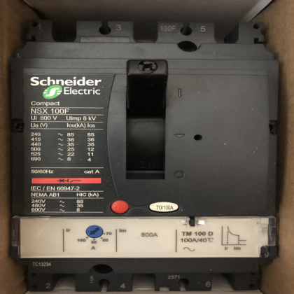 SCHNEIDER ELECTRIC LV429630
